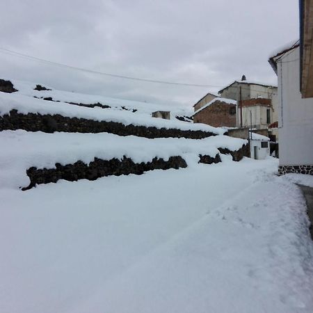 Alcoba Con Patio Del Siglo XIX Villa Villanueva de Viver Eksteriør billede