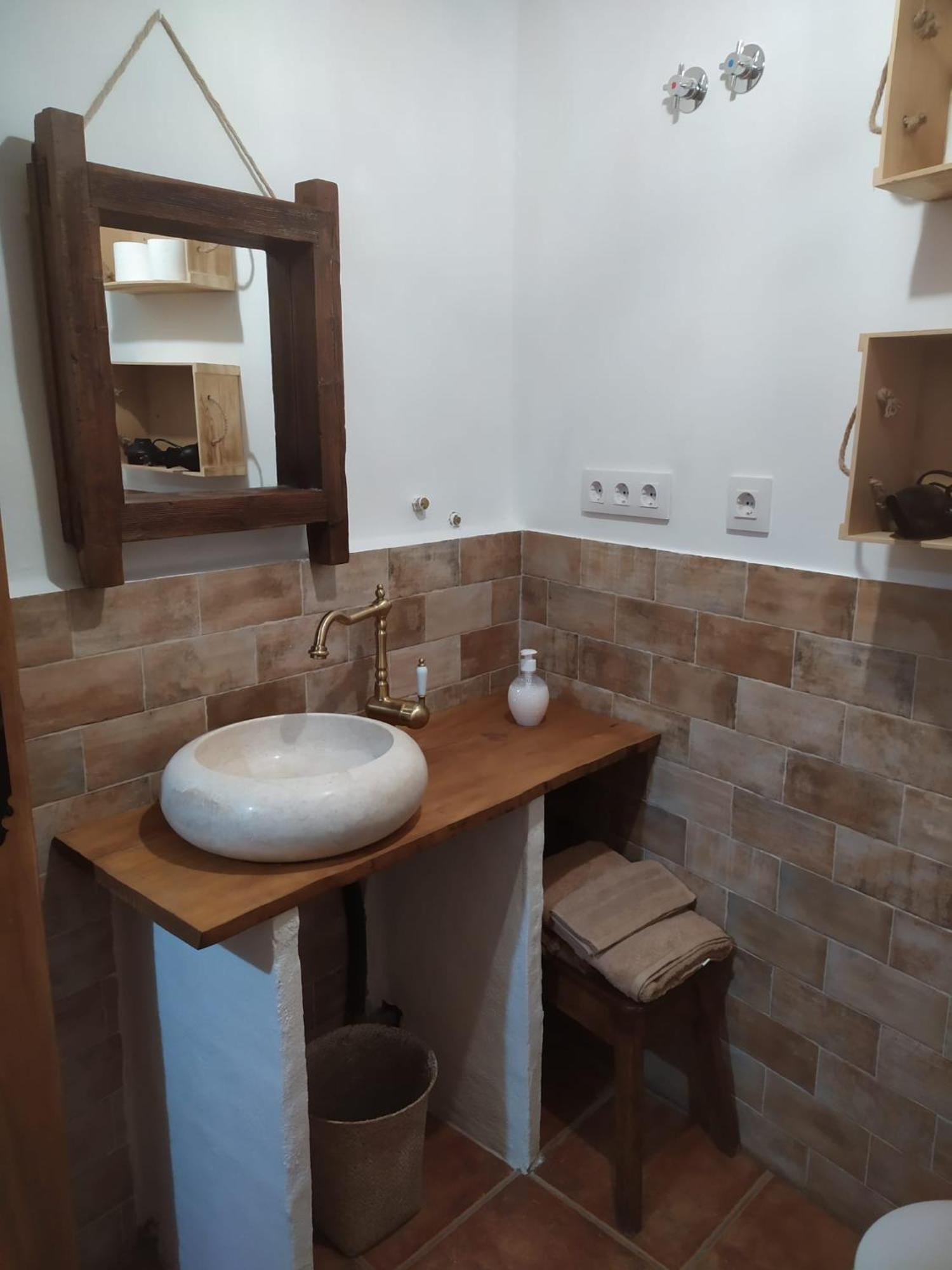 Alcoba Con Patio Del Siglo XIX Villa Villanueva de Viver Eksteriør billede